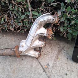 02 Chevy Silverado Exhaust Manifold