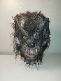 Spirit Halloween Werewolf Adult Wolf-man Mask Good Condition
