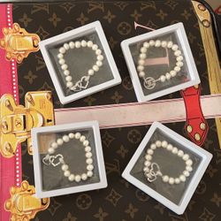 Pearl Bracelet