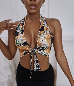 Floral Print Front Tie Halter Top