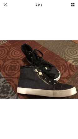 Michael Kors Girl Shoes size 3
