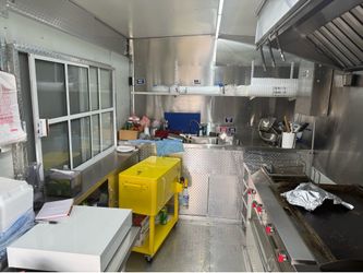 Food trailer