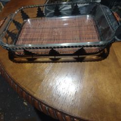 Pyrex Bakeware With Holder 