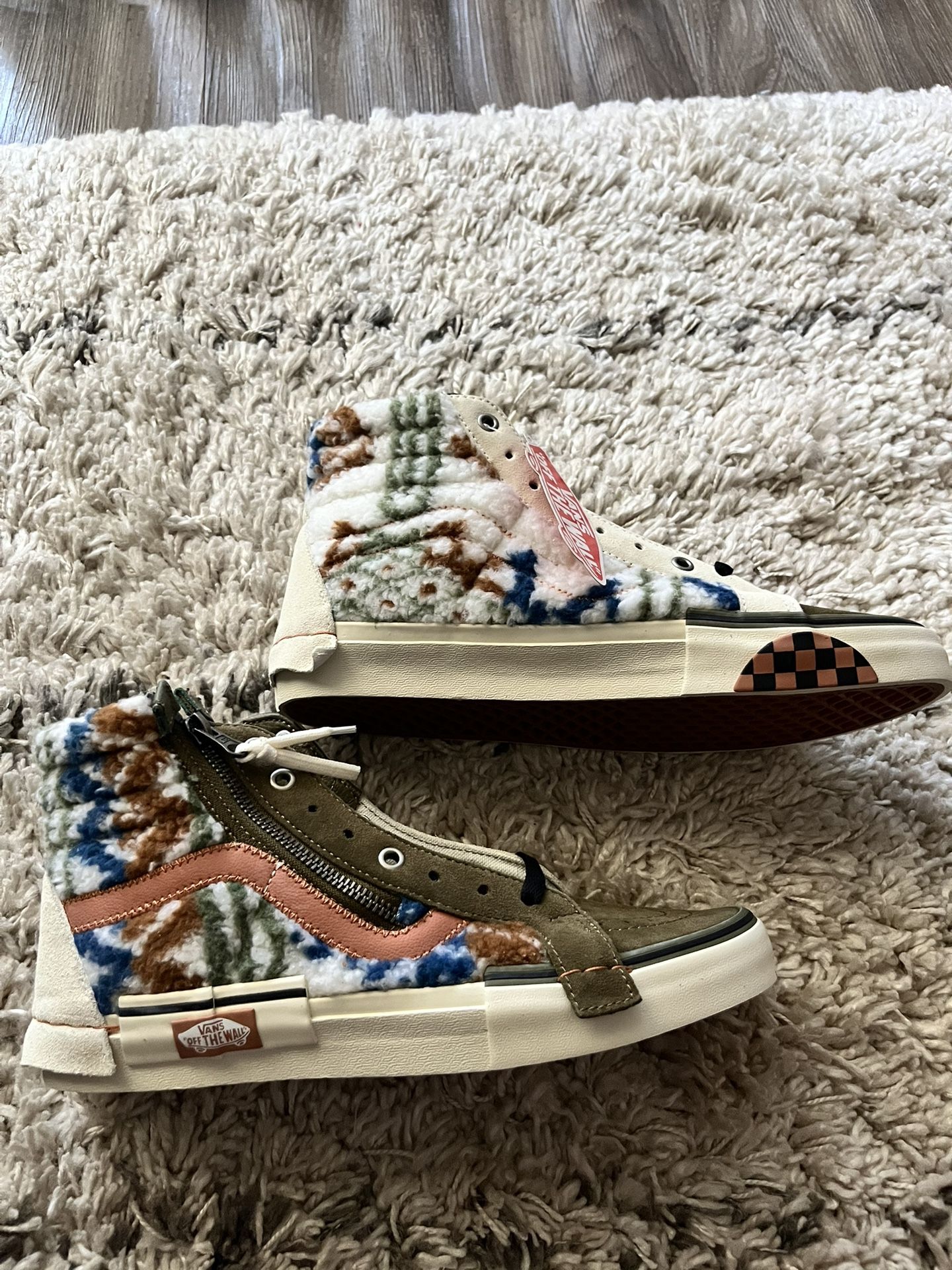Vans Sk8-Hi Textile Tapestry Sherpa Leather  Lace Up Zip up