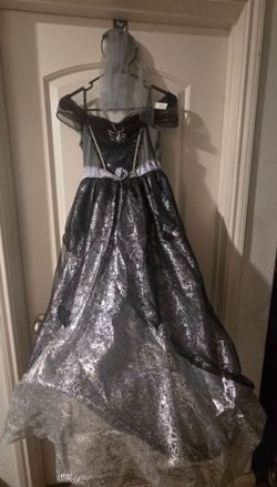 Girls GOTHIC SPIDER BRIDE Costume Size S (7-8) Dress & Headband Veil