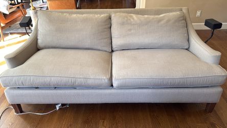 Cascadia couch