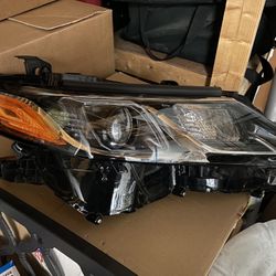 2018 - 2022 Toyota Camry LE SE LED RH Headlight