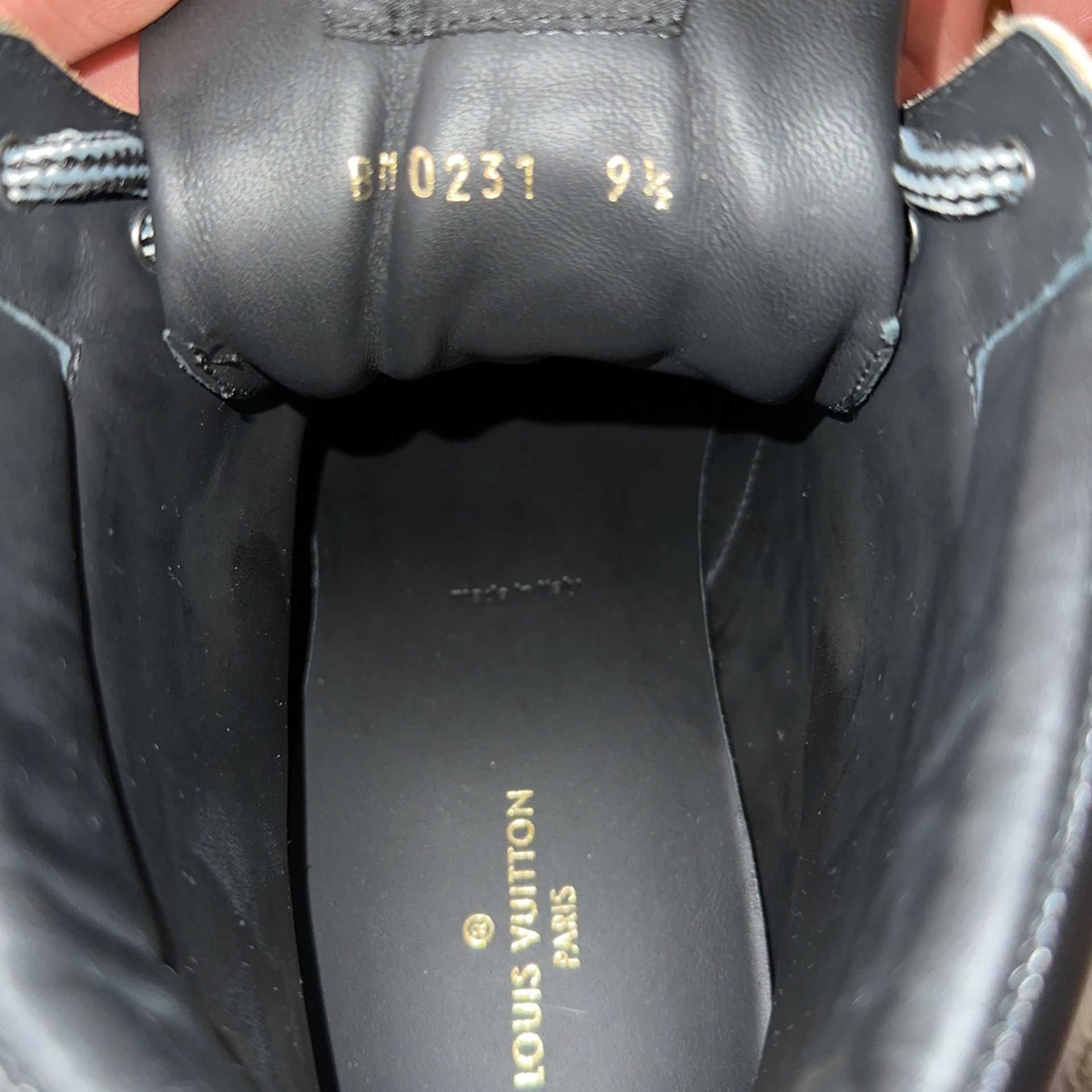 Louis Vuitton Paris - Damier Ankle Hiking Boot Men's 9.5 for Sale in Los  Angeles, CA - OfferUp