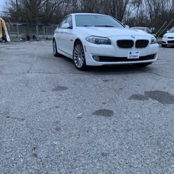 2011 BMW 528i