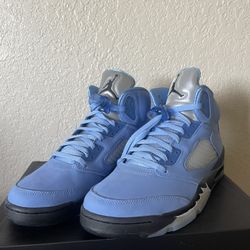 Jordan 5 UNC Blue 