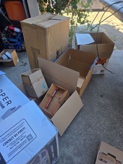 Free boxes and packing foam