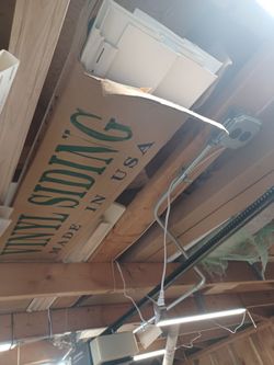 Vinyl siding and j channel