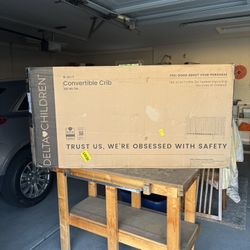 NIB Delta Children Heartland 4-1 Convertible Crib