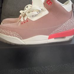 Woman’s Air Jordan 3 retro  size 8