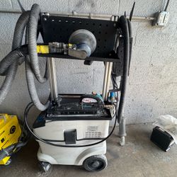 Baxter Mobile Dust Collector Cart with Hoses