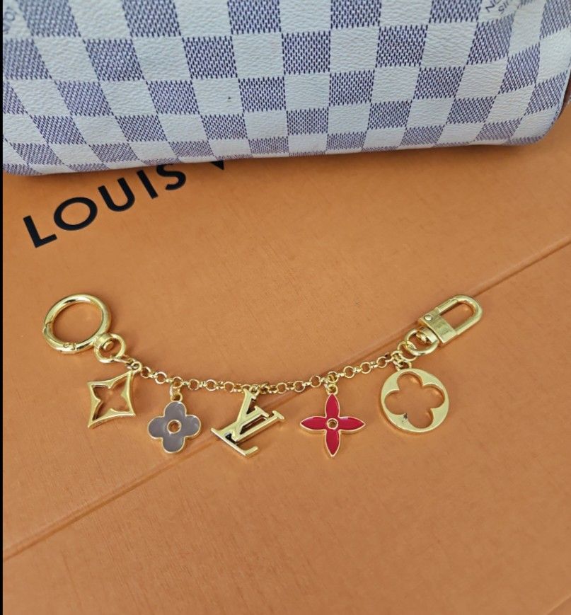 Elegant Bag Charm Keychain