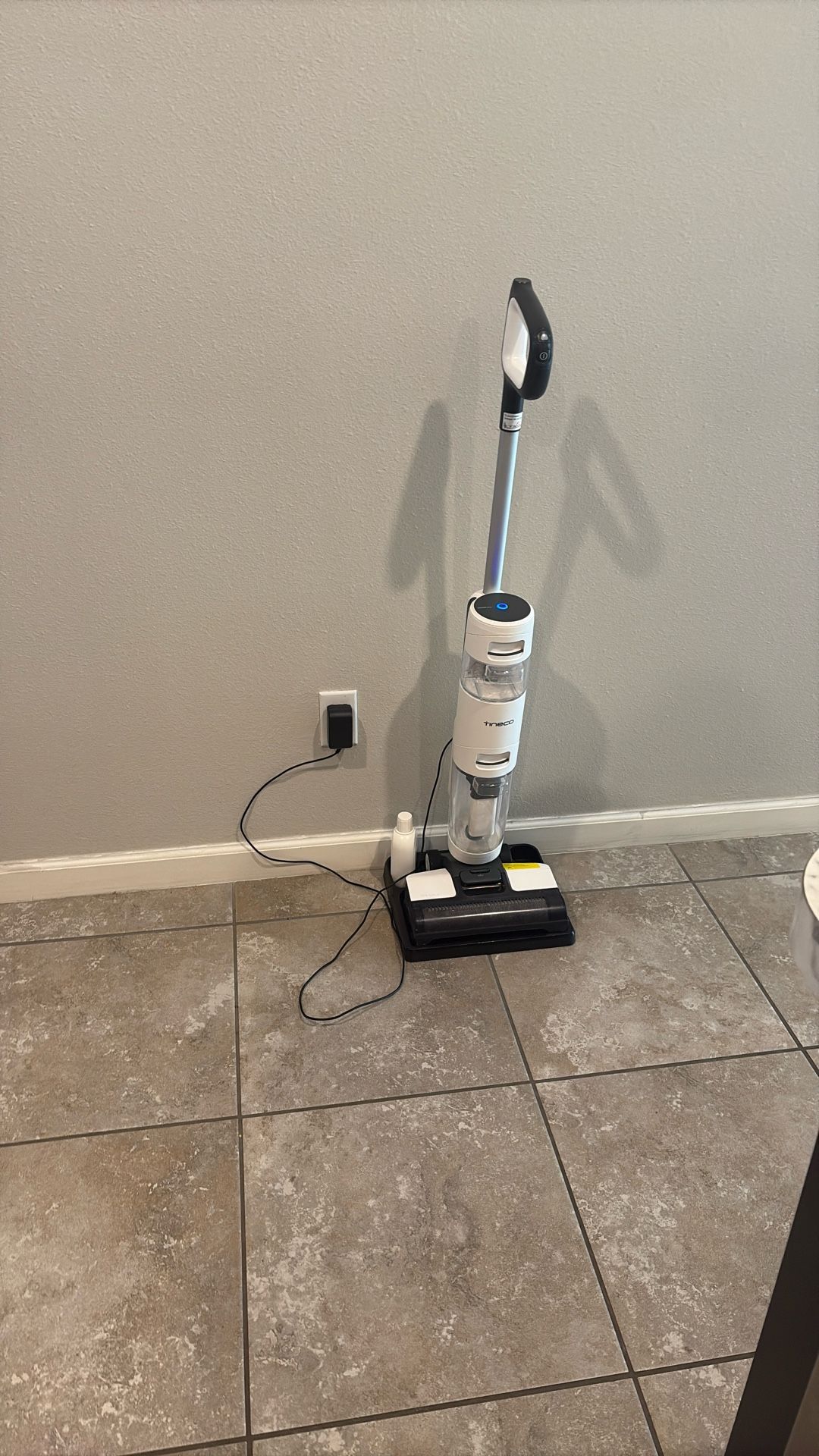 Tineco iFLOOR 3 Breeze Wet Dry Vacuum – Cordless & Powerful