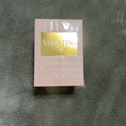 Valentino Donna Eau de Parfum Spray 3.4 fl oz / 100 ml Regular Size