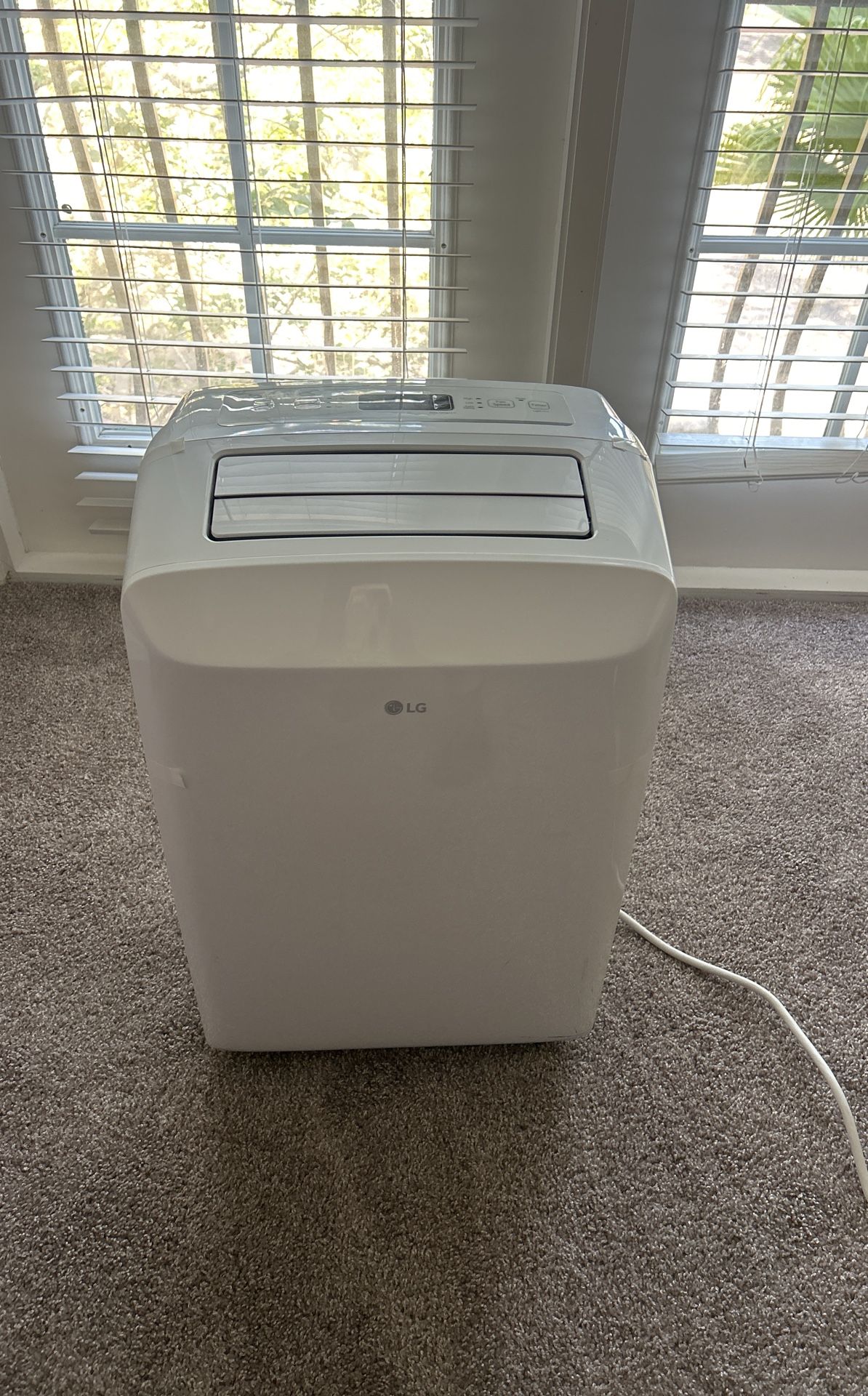 LG 6,000 BTU Portable Air Conditioner