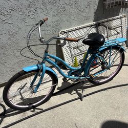 Schwinn beach cruiser with gears