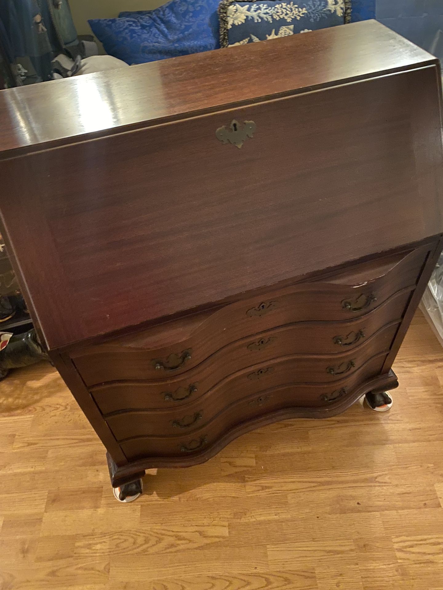 Mid Century Vintage Maddox Colonial Queen Slant Front Secretary Desk