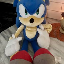 SEGA Sonic The Hedgehog Plush Figure