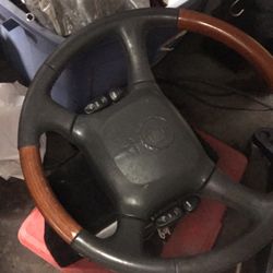 1999 To 2003 Chevy Tahoe Silverado Escalade Steering Wheel 
