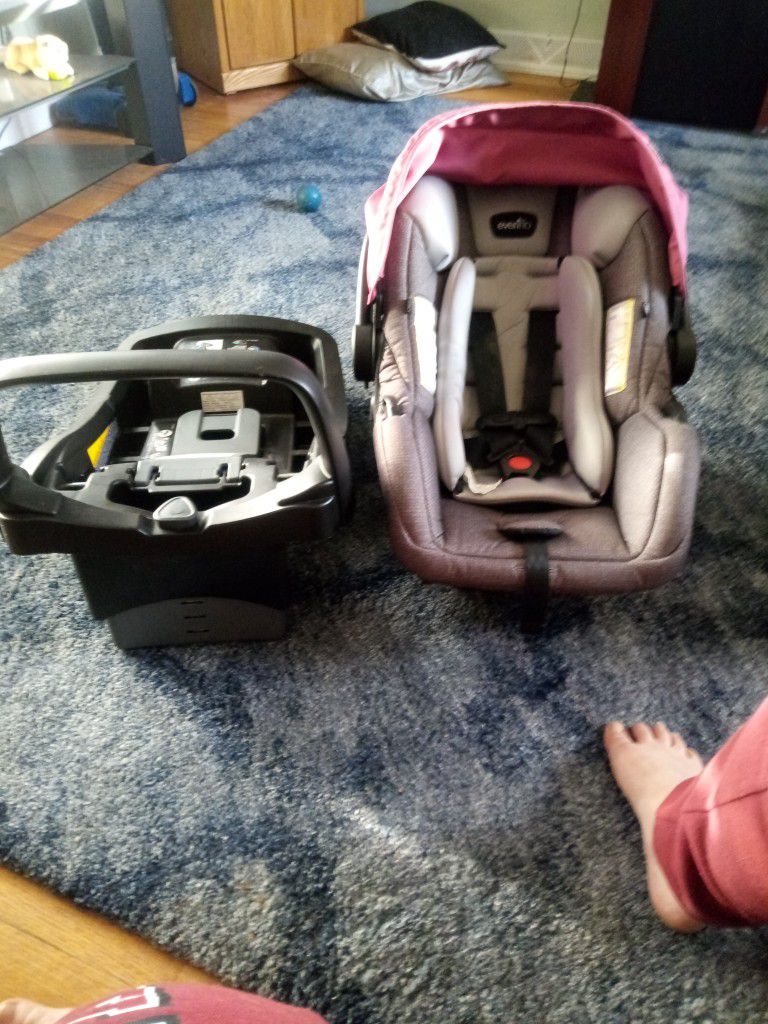 Evenflo Infant Car Seat Safet Max