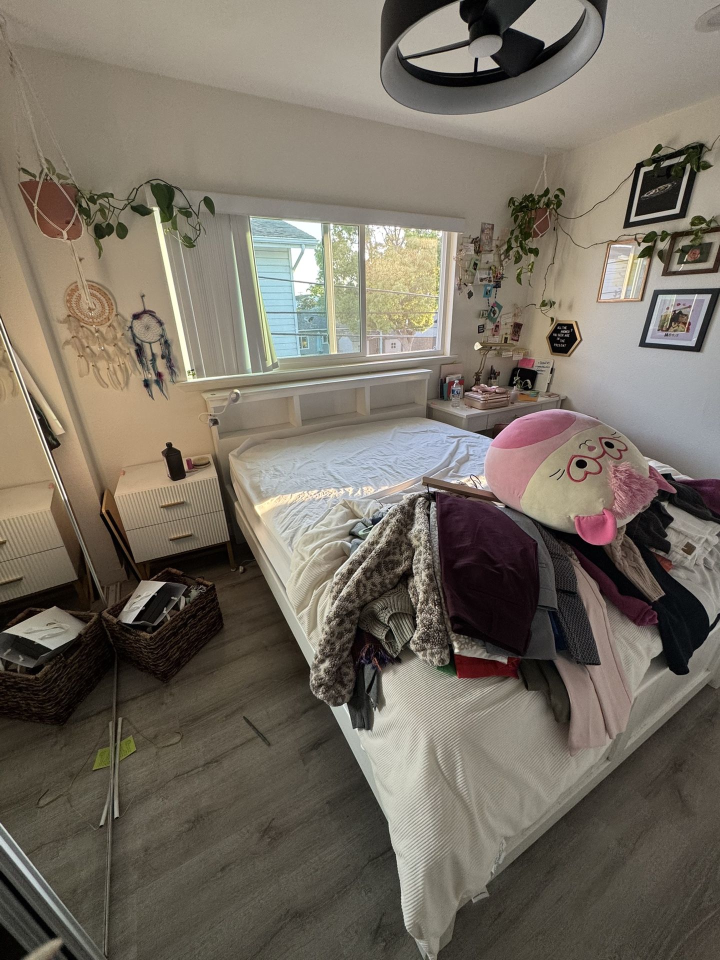 White Queen Size Bed, Desk And Night Stand