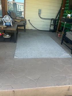 Outdoor carpet