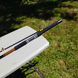 Vintage Ugly Stik BWS1100 Spinning Rod