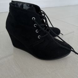 6.5 Ankle Boots - Black