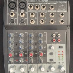 Behringer XENYX 802 Mixer