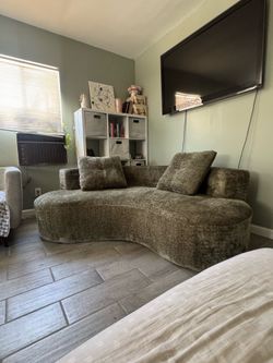 Like New Curved Cloud Sofa