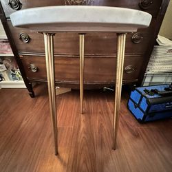 Accent Table
