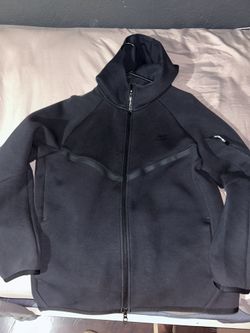 Nike Tech