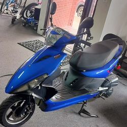 125cc Scooter