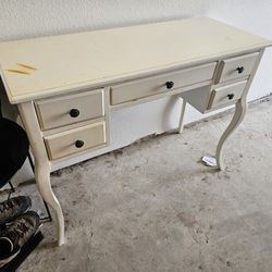 Small Desk/vanity 
