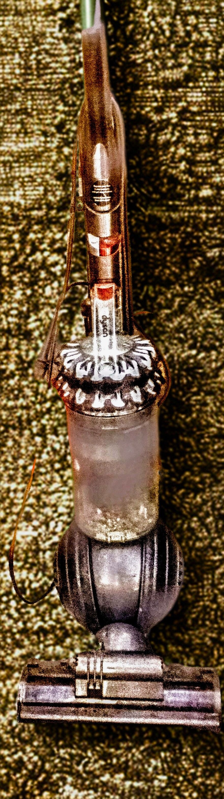 Dyson Up14 Vacuum Bagless Lightly Used Pet And Allergy