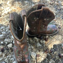 Little Girls Boots Size 10