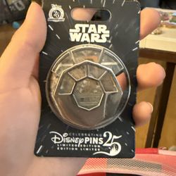 Disney LE Star Wars 25th Anniversary Chewbacca 