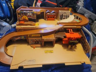 Vintage 1979 hot wheels play set