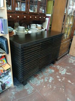 Credenza/Sideboard