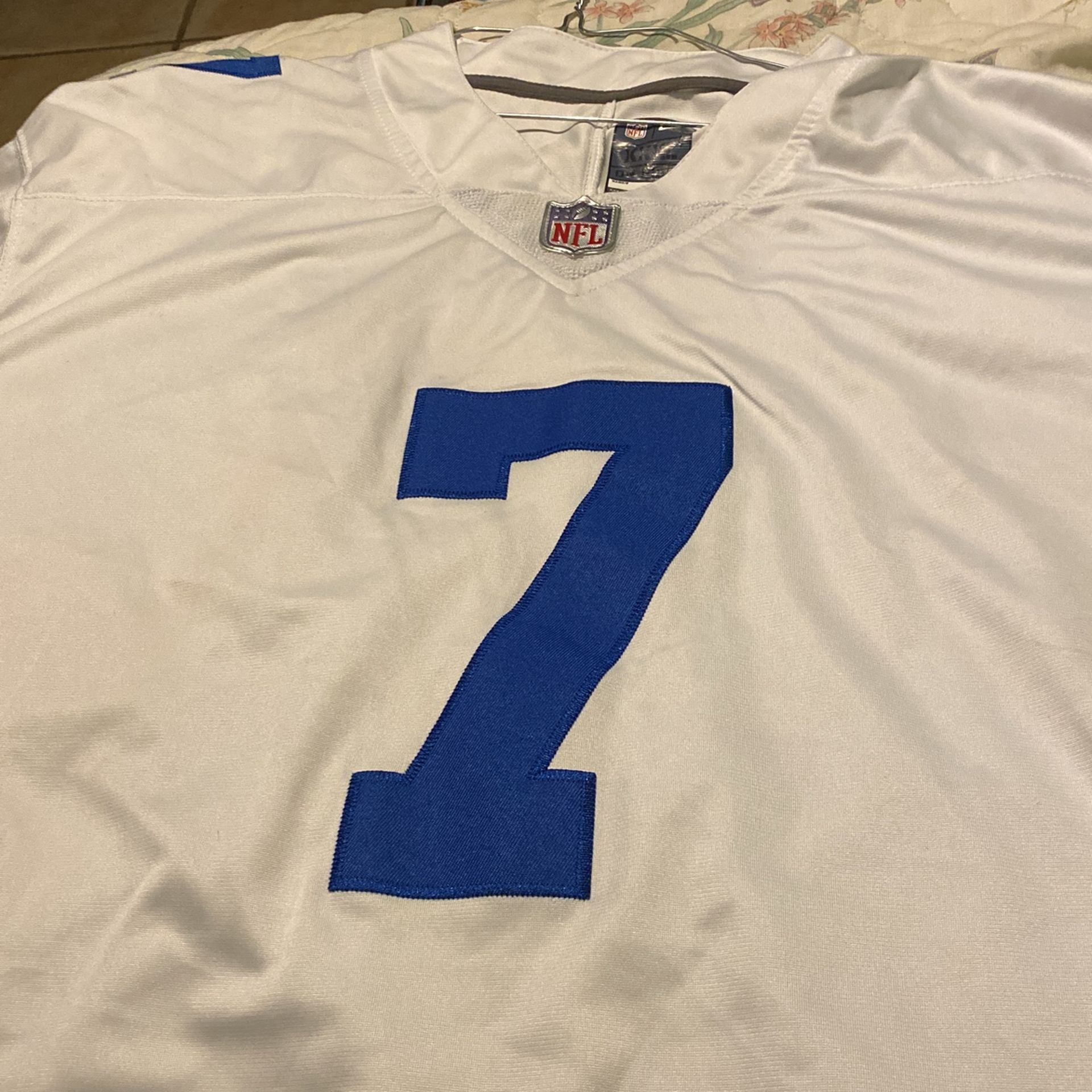 Dallas Cowboys On Field Diggs Size 3XL. Nike