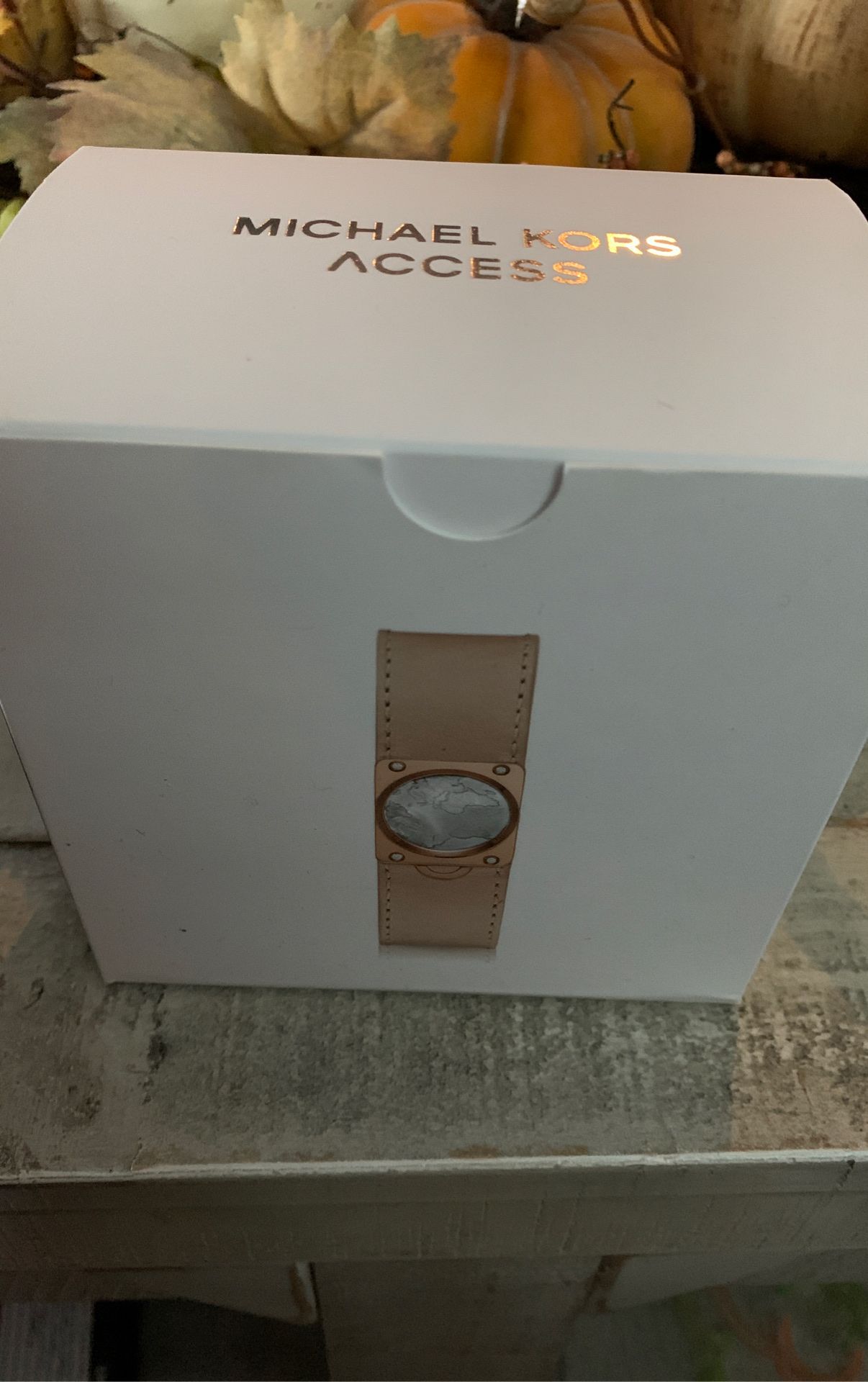 Michael kors step counter