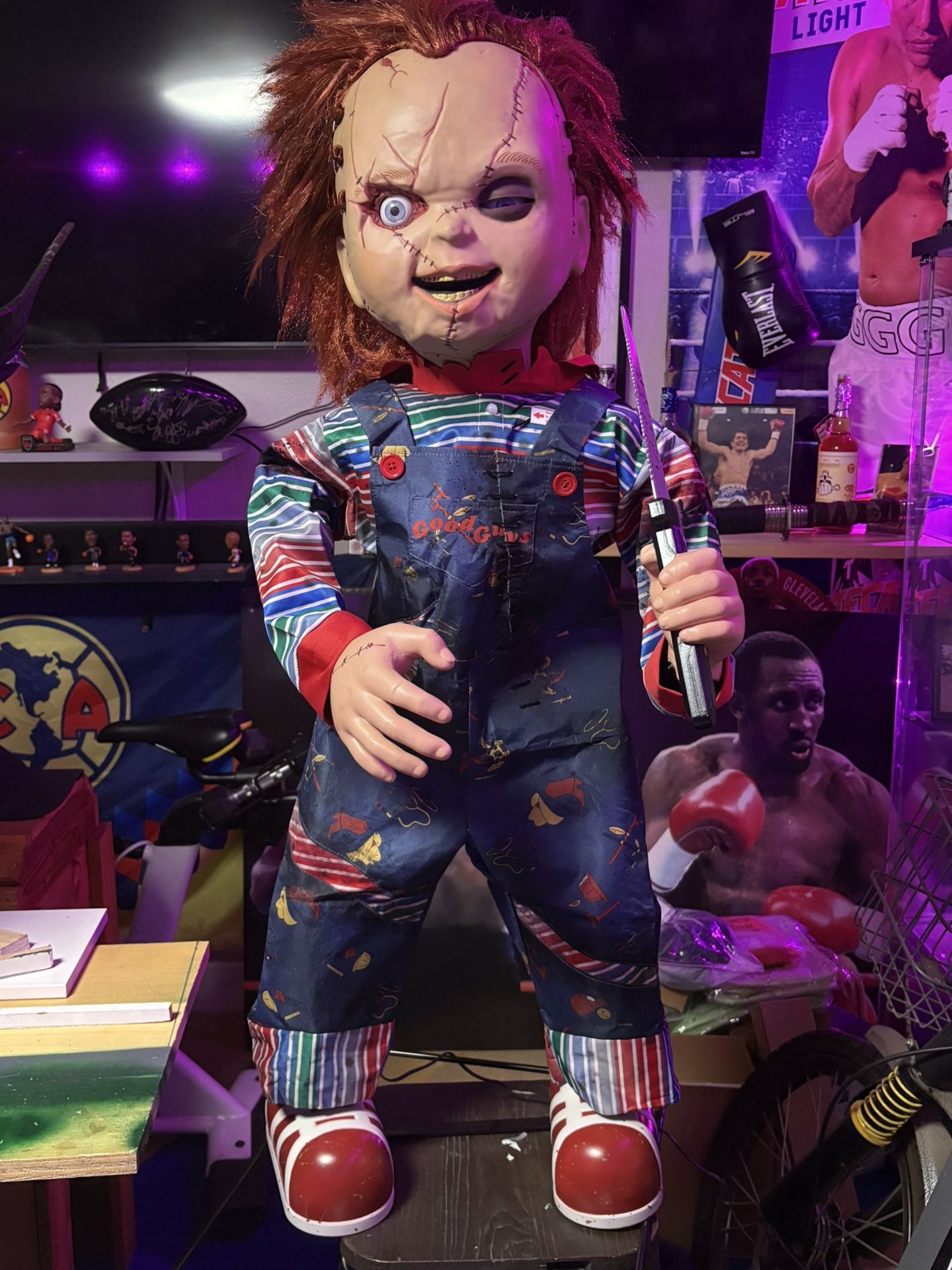 Universal 3.5 ft. Animated LED Scarred Chucky Doll H38