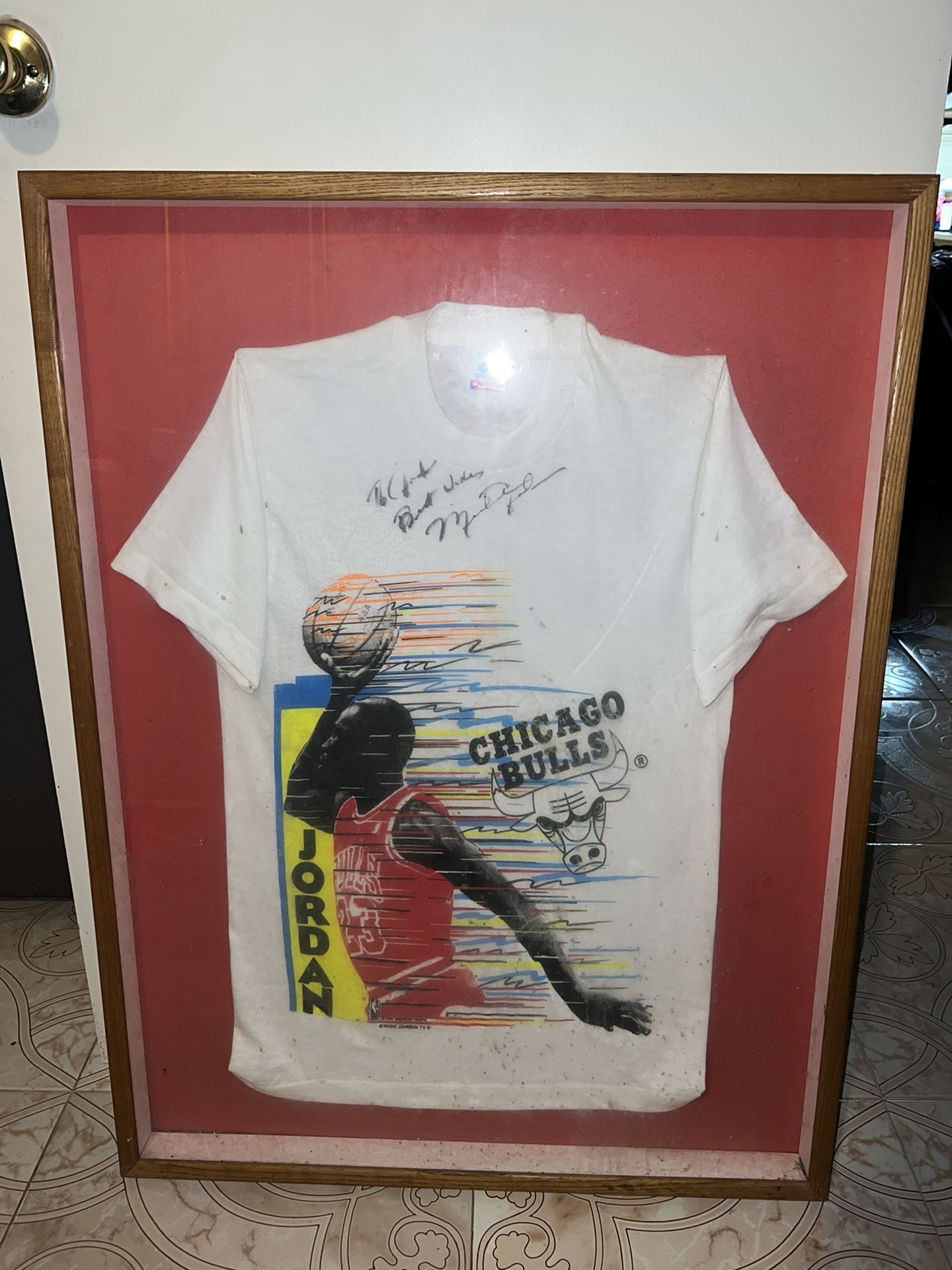 Signed Micheal Jorden Framed Tshirt