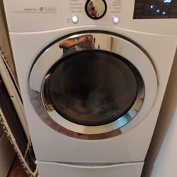 LG Washer & Gas Dryer 