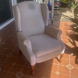 Recliner chair