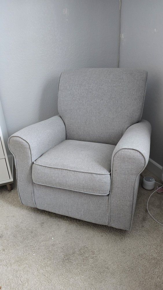 Light grey rocking chair
